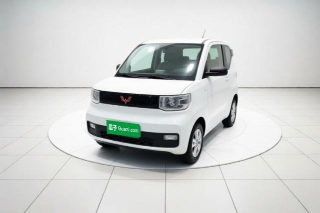 Ojetý Wuling Hongguang MINIEV 2020 Freedom Version Lithium Iron Phosphate