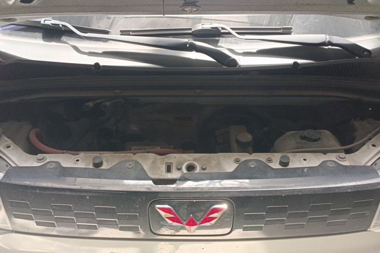 Used Wuling Hongguang MINIEV 2020 Freedom Version Lithium Iron Phosphate Engine Bay