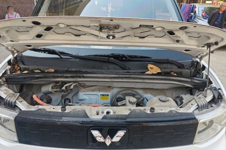 Used Wuling Hongguang MINIEV 2020 Zizai Version Lithium-NMC Engine Bay