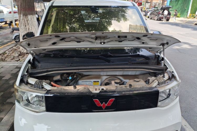Used Wuling Hongguang MINIEV 2020 Freedom Version Lithium Iron Phosphate Engine Bay