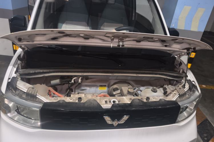 Used Wuling Hongguang MINIEV 2020 Freedom Version Lithium Iron Phosphate Engine Bay