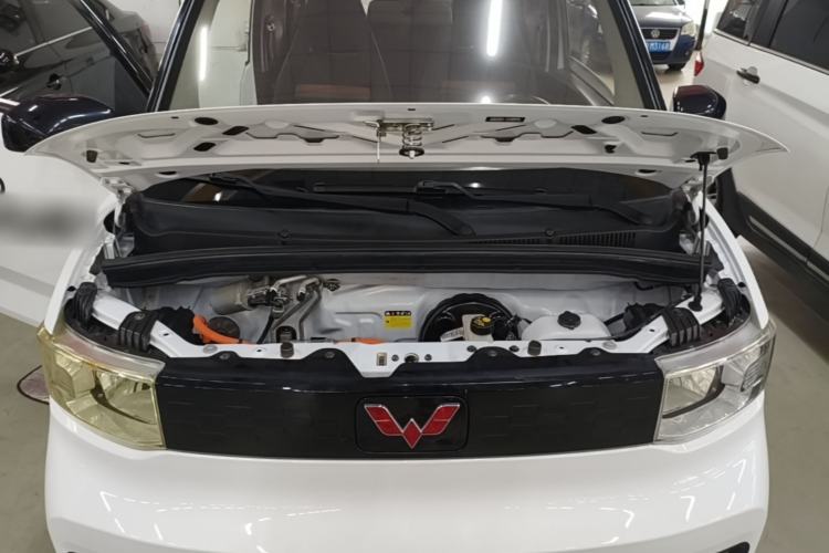 Used Wuling Hongguang MINIEV 2020 Enjoyment Model Lithium Iron Phosphate Engine Bay