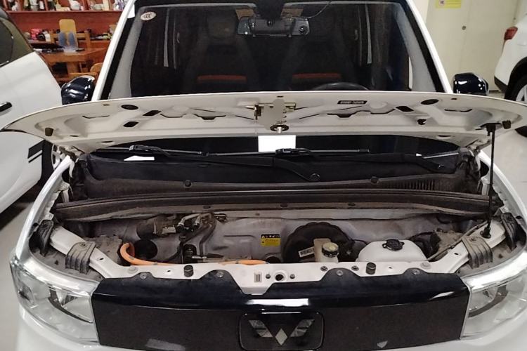 Used Wuling Hongguang MINIEV 2020 Enjoyment Model Lithium Iron Phosphate Engine Bay