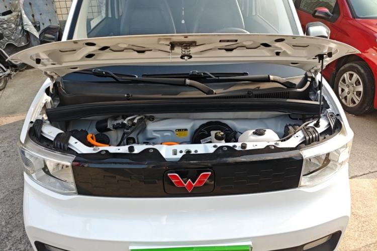 Used Wuling Hongguang MINIEV 2020 Enjoyment Model Lithium Iron Phosphate Engine Bay