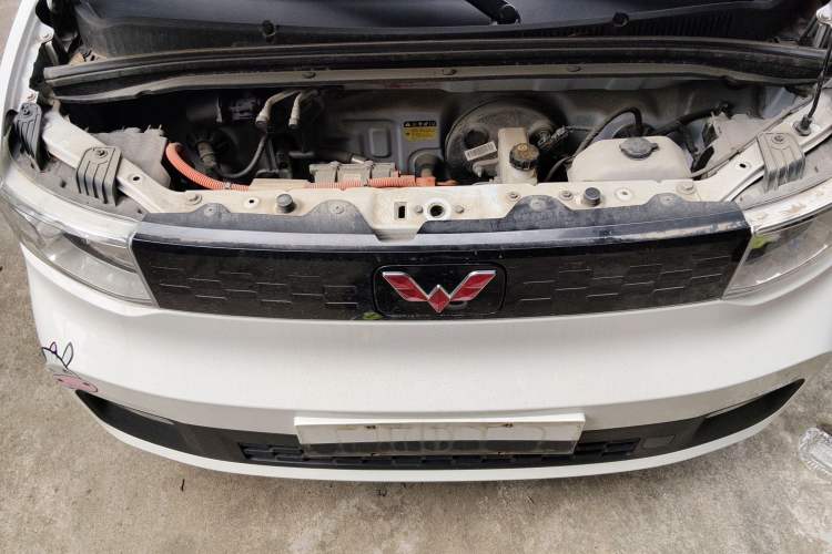 Used Wuling Hongguang MINIEV 2020 Freedom Version Lithium Iron Phosphate Engine Bay