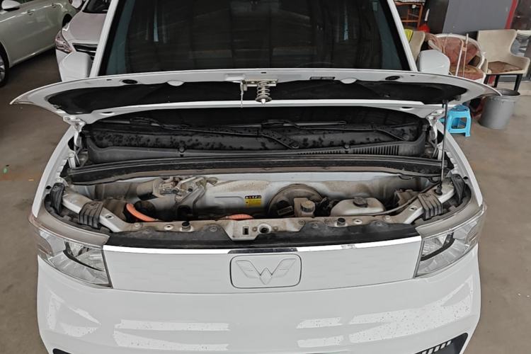 Used Wuling Hongguang MINIEV 2020 Freedom Version Lithium Iron Phosphate Engine Bay