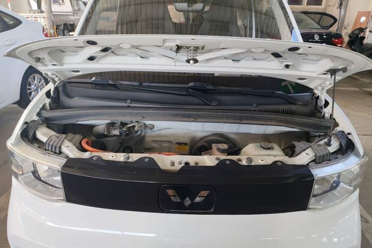 Used Wuling Hongguang MINIEV 2020 Enjoy Edition Lithium-Ion Battery Engine Bay