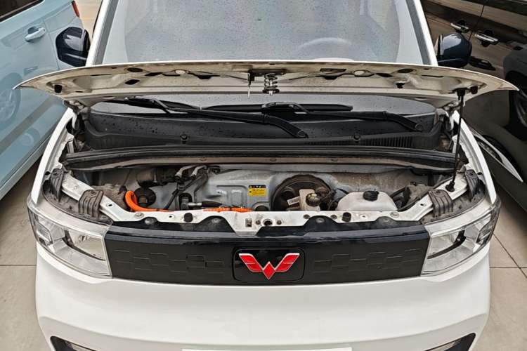 Used Wuling Hongguang MINIEV 2020 Enjoyment Model Lithium Iron Phosphate Engine Bay