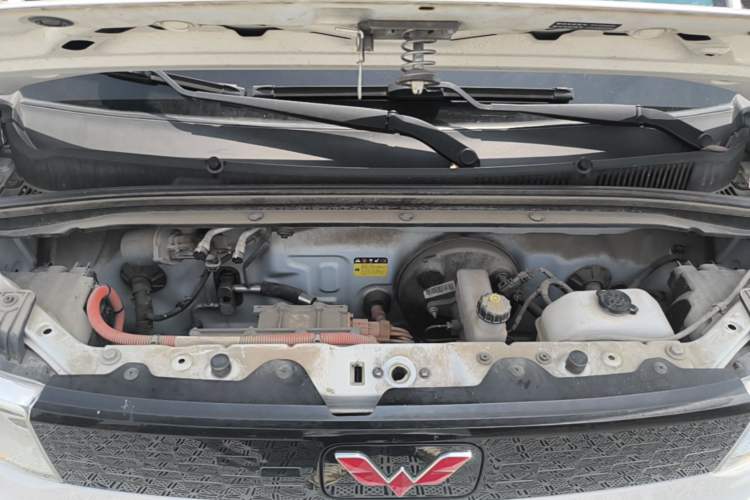 Used Wuling Hongguang MINIEV 2020 Freedom Version Lithium Iron Phosphate Engine Bay