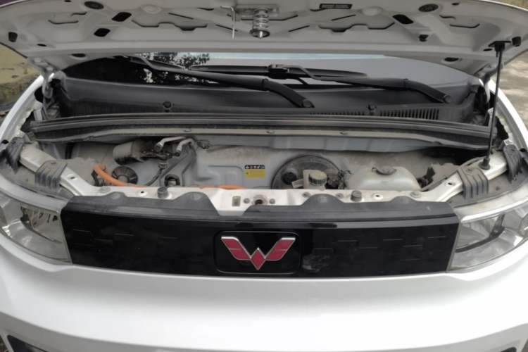 Used Wuling Hongguang MINIEV 2020 Enjoyment Model Lithium Iron Phosphate Engine Bay
