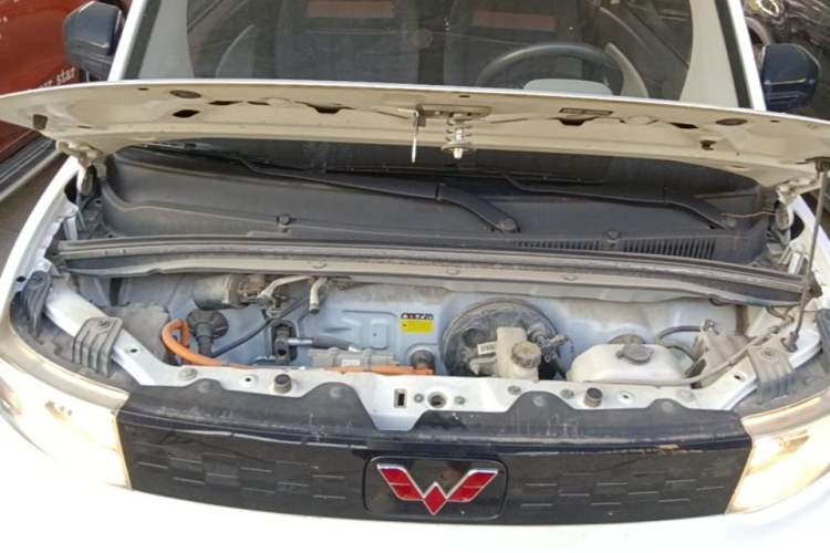 Used Wuling Hongguang MINIEV 2020 Enjoyment Model Lithium Iron Phosphate Engine Bay