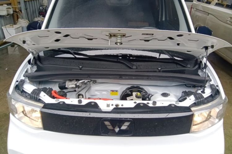 Used Wuling Hongguang MINIEV 2020 Enjoyment Model Lithium Iron Phosphate Engine Bay