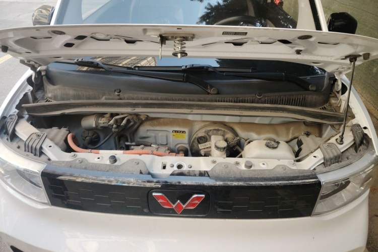 Used Wuling Hongguang MINIEV 2020 Easy Version Lithium-Ion Battery Engine Bay