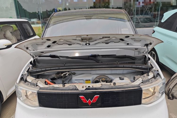 Used Wuling Hongguang MINIEV 2020 Freedom Version Lithium Iron Phosphate Engine Bay