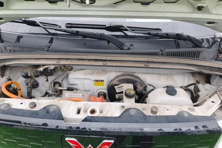 Used Wuling Hongguang MINIEV 2020 Enjoyment Model Lithium Iron Phosphate Engine Bay