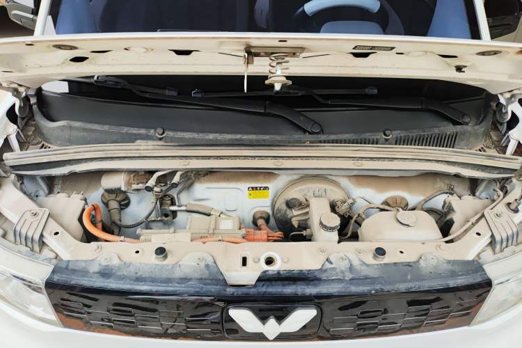 Used Wuling Hongguang MINIEV 2020 Freedom Version Lithium Iron Phosphate Engine Bay