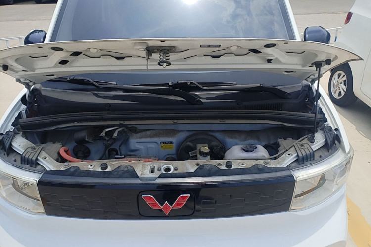 Used Wuling Hongguang MINIEV 2020 Freedom Version Lithium Iron Phosphate Engine Bay