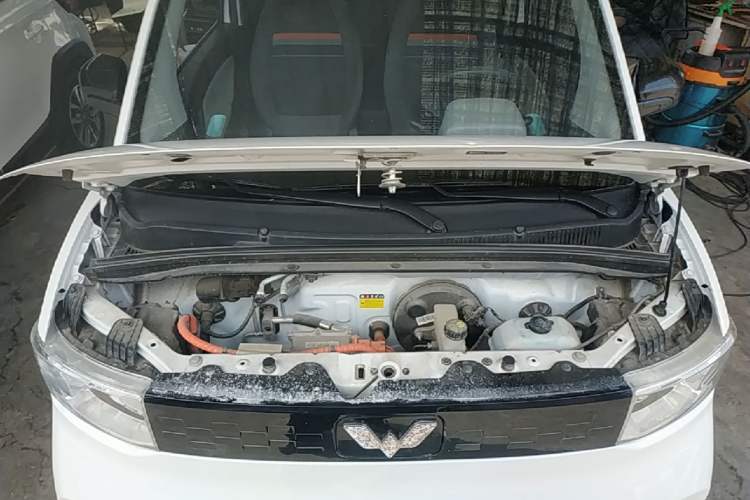 Used Wuling Hongguang MINIEV 2020 Enjoyment Model Lithium Iron Phosphate Engine Bay