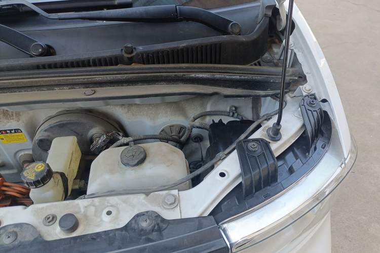 Used Wuling Hongguang MINIEV 2020 Enjoyment Model Lithium Iron Phosphate Engine Bay Left
