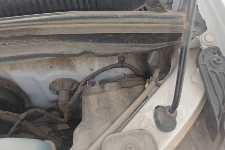 Used Wuling Hongguang MINIEV 2020 Freedom Version Lithium Iron Phosphate Engine Bay Left