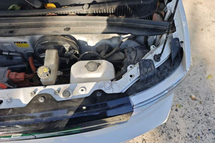 Used Wuling Hongguang MINIEV 2020 Enjoyment Model Lithium Iron Phosphate Engine Bay Left