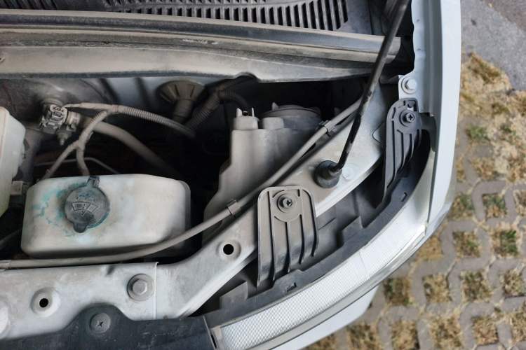 Used Wuling Hongguang MINIEV 2020 Enjoyment Model Lithium Iron Phosphate Engine Bay Left
