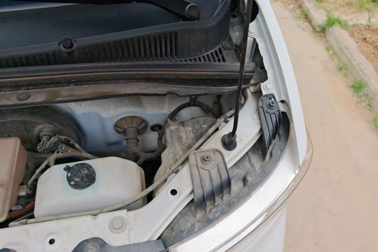 Used Wuling Hongguang MINIEV 2020 Enjoy Edition Lithium-Ion Battery Engine Bay Left