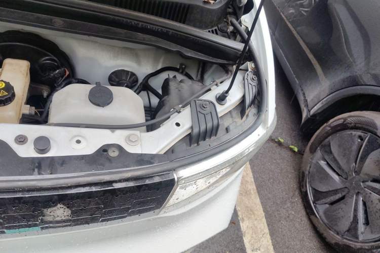 Used Wuling Hongguang MINIEV 2020 Enjoyment Model Lithium Iron Phosphate Engine Bay Left