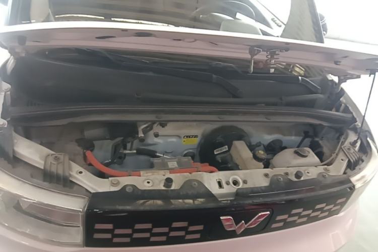 Used Wuling Hongguang MINIEV 2020 Enjoyment Model Lithium Iron Phosphate Engine Bay