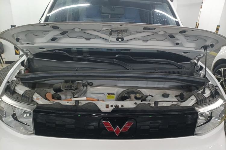 Used Wuling Hongguang MINIEV 2020 Zizai Version Lithium-NMC Engine Bay