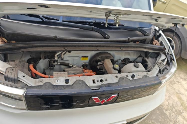 Used Wuling Hongguang MINIEV 2020 Freedom Version Lithium Iron Phosphate Engine Bay