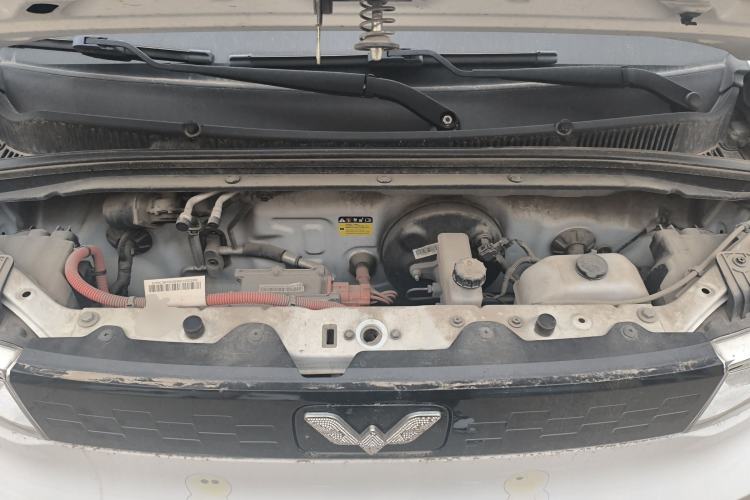 Used Wuling Hongguang MINIEV 2020 Freedom Version Lithium Iron Phosphate Engine Bay