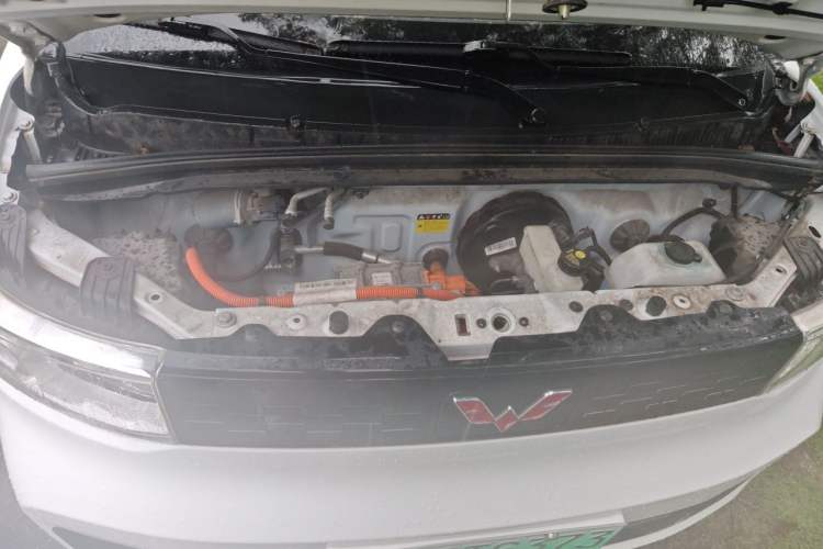 Used Wuling Hongguang MINIEV 2020 Enjoyment Model Lithium Iron Phosphate Engine Bay