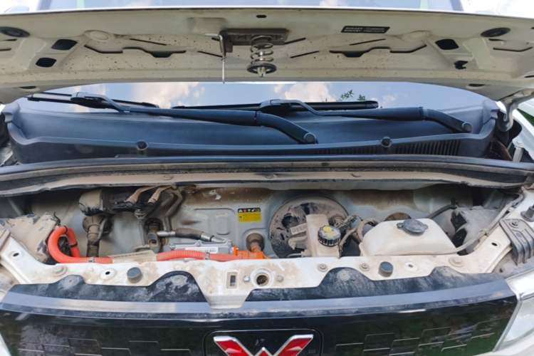 Used Wuling Hongguang MINIEV 2020 Enjoyment Model Lithium Iron Phosphate Engine Bay