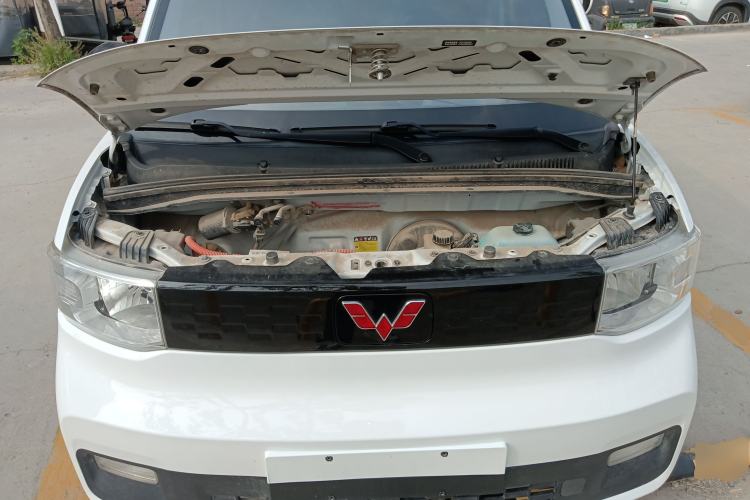 Used Wuling Hongguang MINIEV 2020 Zizai Version Lithium-NMC Engine Bay