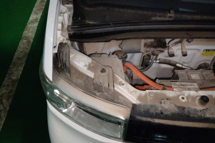Used Wuling Hongguang MINIEV 2020 Freedom Version Lithium Iron Phosphate Engine Bay Right