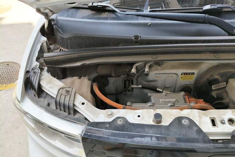 Used Wuling Hongguang MINIEV 2020 Freedom Version Lithium Iron Phosphate Engine Bay Right