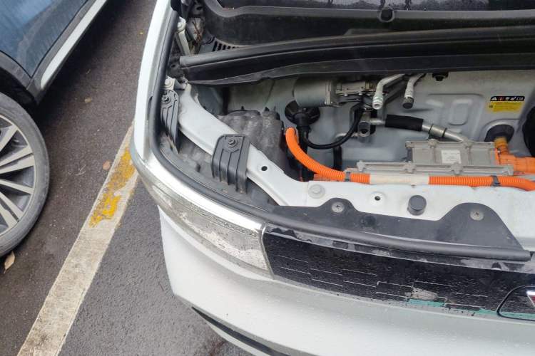 Used Wuling Hongguang MINIEV 2020 Enjoyment Model Lithium Iron Phosphate Engine Bay Right