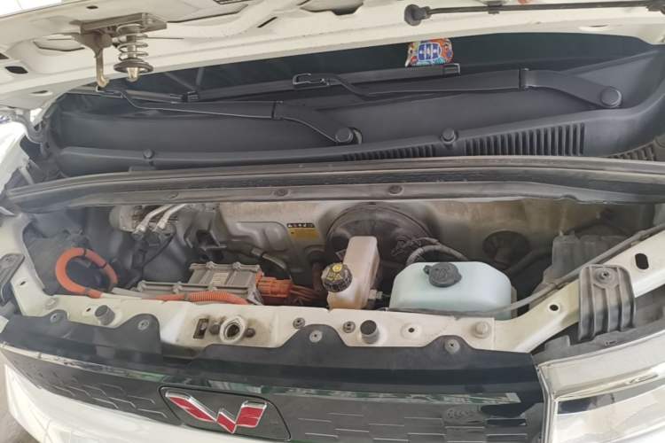 Used Wuling Hongguang MINIEV 2020 Freedom Version Lithium Iron Phosphate Engine Bay