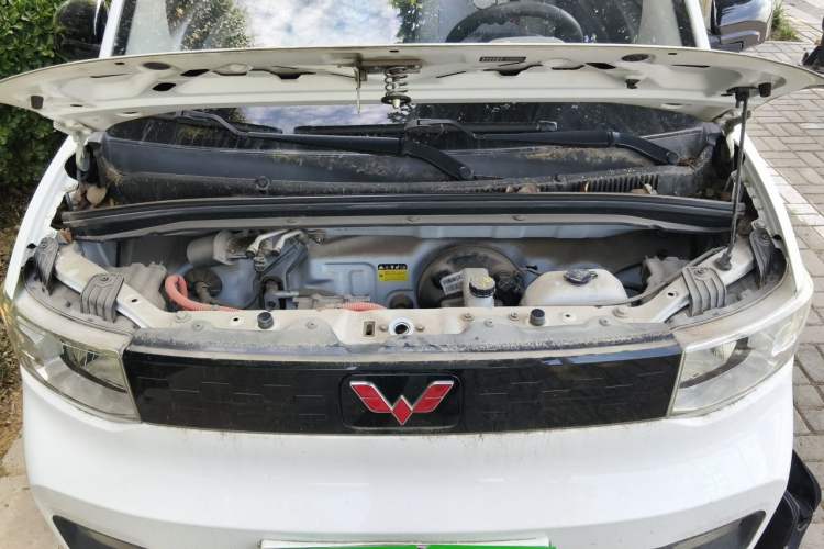 Used Wuling Hongguang MINIEV 2020 Zizai Version Lithium-NMC Engine Bay