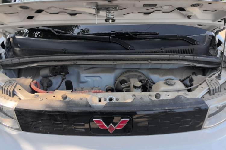 Used Wuling Hongguang MINIEV 2020 Lite Version Lithium Iron Phosphate Engine Bay