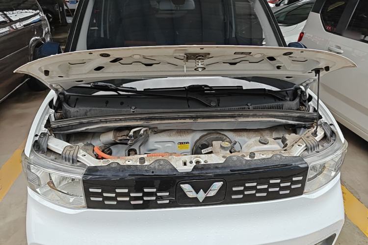 Used Wuling Hongguang MINIEV 2020 Freedom Version Lithium Iron Phosphate Engine Bay