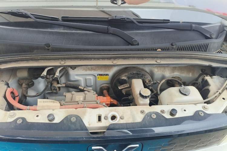 Used Wuling Hongguang MINIEV 2020 Enjoyment Model Lithium Iron Phosphate Engine Bay