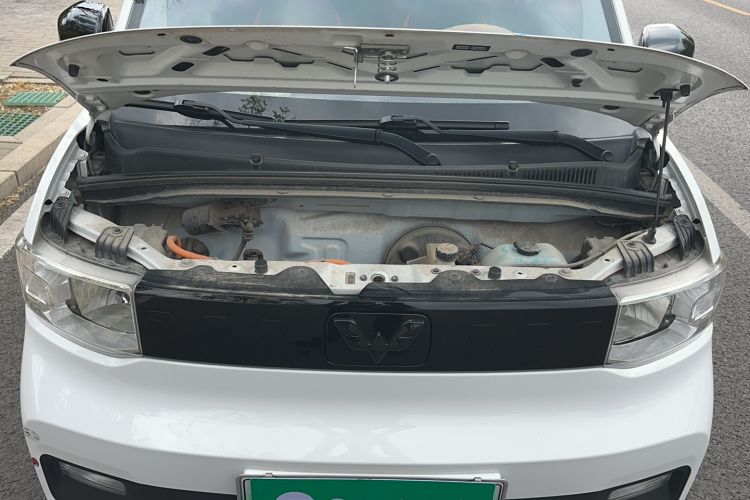 Used Wuling Hongguang MINIEV 2020 Zizai Version Lithium-NMC Engine Bay
