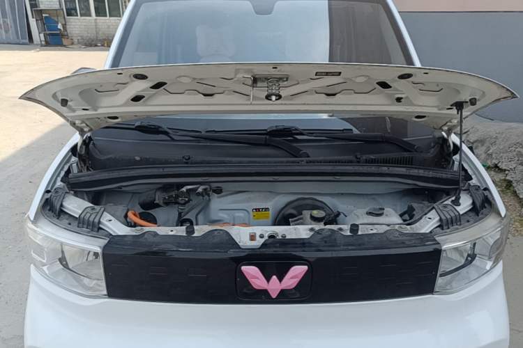 Used Wuling Hongguang MINIEV 2020 Freedom Version Lithium Iron Phosphate Engine Bay