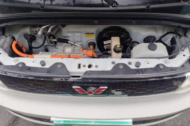 Used Wuling Hongguang MINIEV 2020 Enjoyment Model Lithium Iron Phosphate Engine Bay