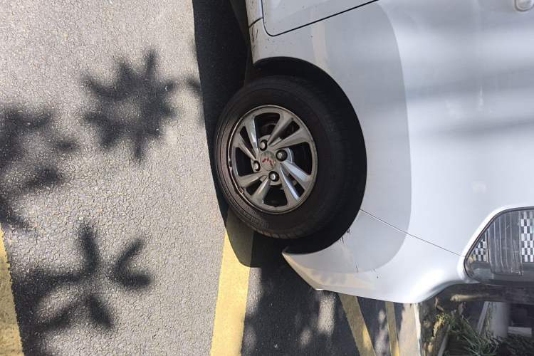 Used Wuling Hongguang MINIEV 2020 Freedom Version Lithium Iron Phosphate Exterior 1