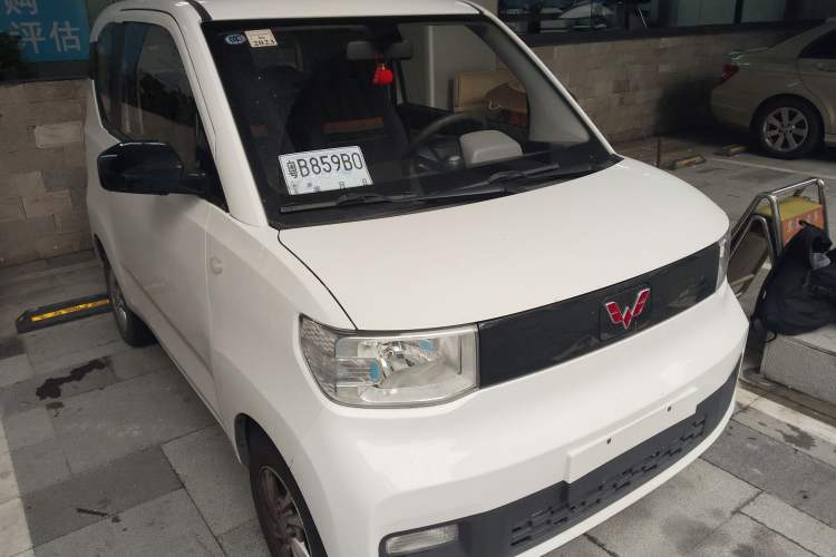 Used Wuling Hongguang MINIEV 2020 Freedom Version Lithium Iron Phosphate Exterior 1