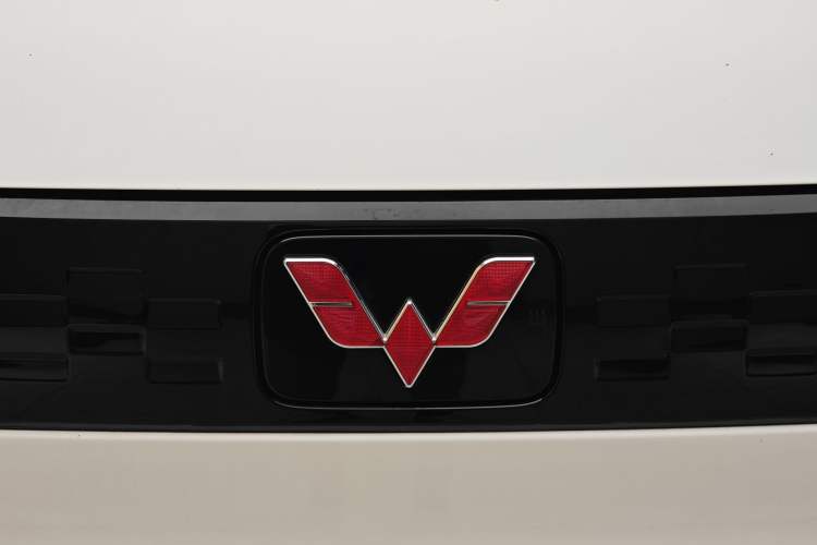 Used Wuling Hongguang MINIEV 2020 Enjoyment Model Lithium Iron Phosphate Exterior 11