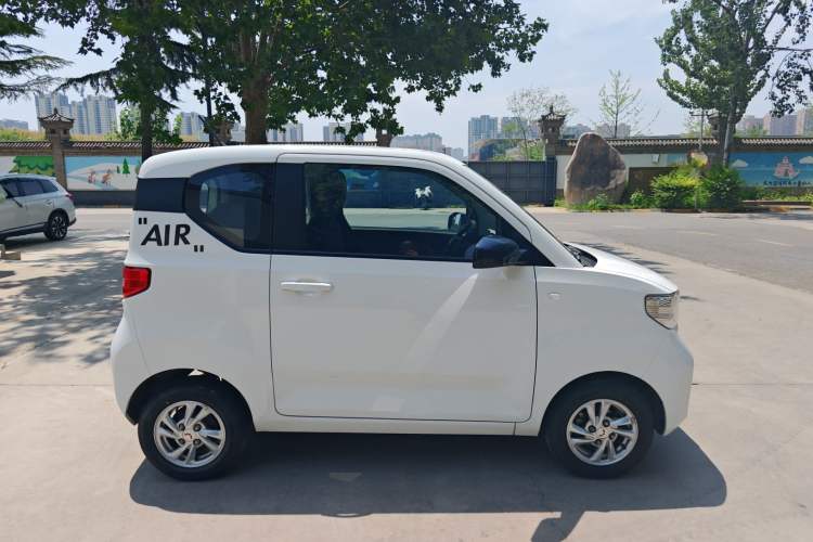 Used Wuling Hongguang MINIEV 2020 Enjoyment Model Lithium Iron Phosphate Exterior 2